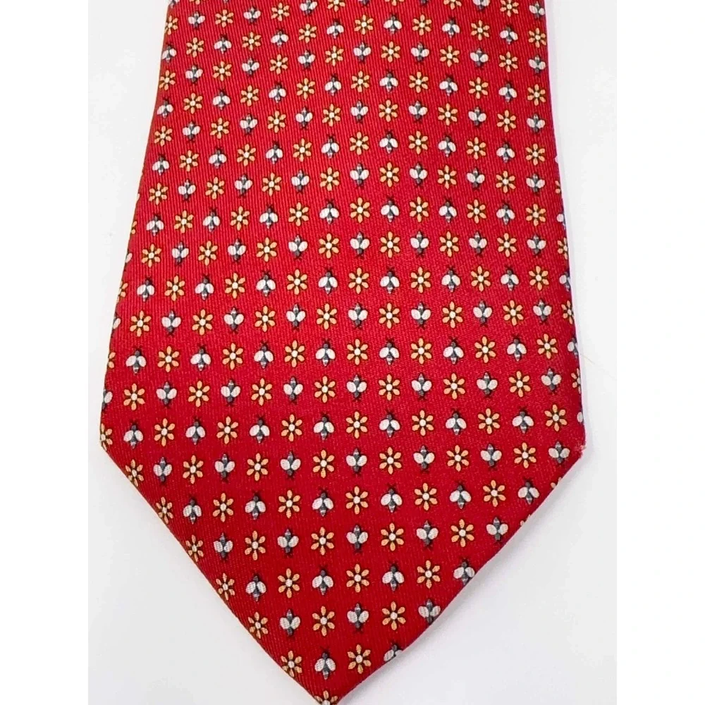 Salvatore Ferragamo Red 100% Silk‎ Designer Tie Bumble Bee Flower Print Italy
